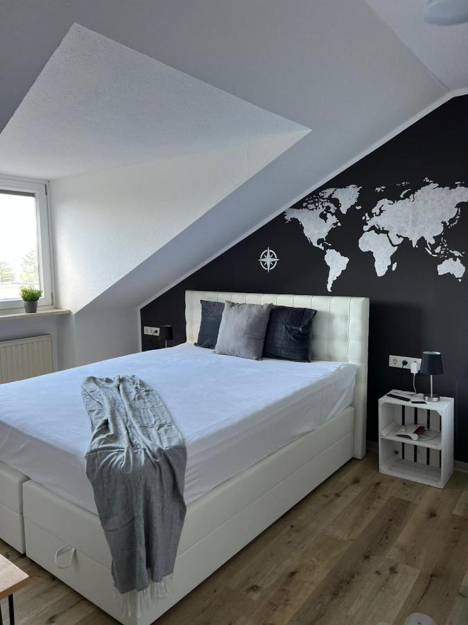Schicke Wohnung In Stadtnaehe Wurzburgo Exterior foto