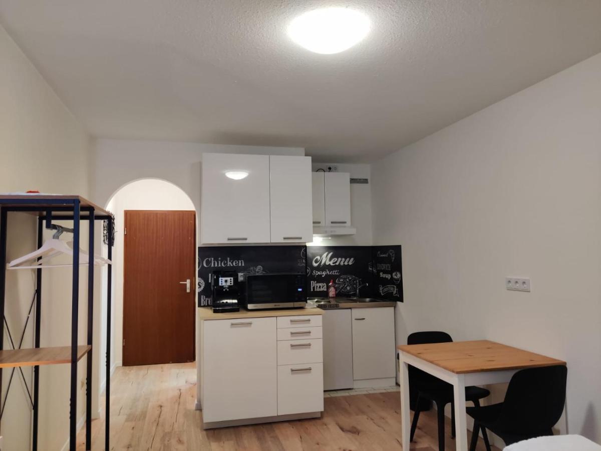 Schicke Wohnung In Stadtnaehe Wurzburgo Exterior foto